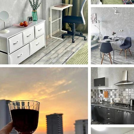 Pirosmani 18D, 14 Floor Lägenhet Batumi Exteriör bild