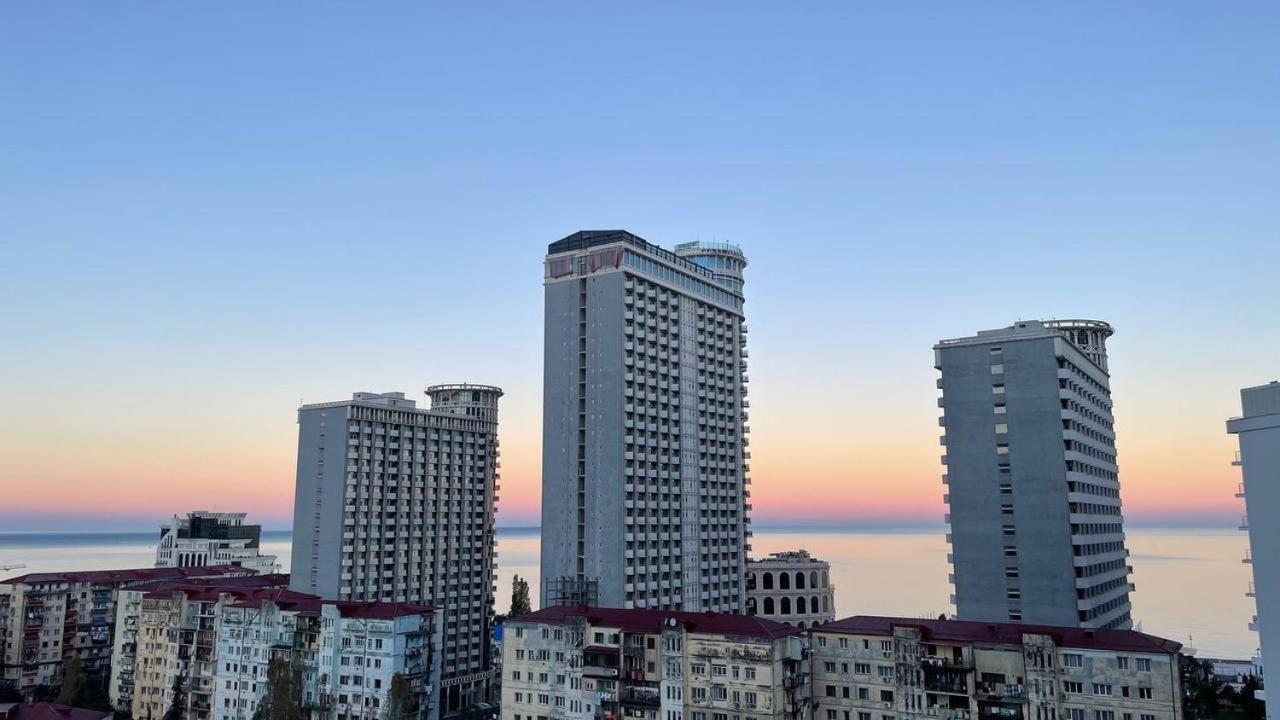 Pirosmani 18D, 14 Floor Lägenhet Batumi Exteriör bild